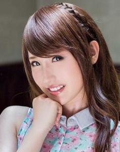 沢木 av,揭秘日本AV界的璀璨明星