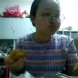 吃怪东西的视频,揭秘吃怪东西的惊险刺激瞬间